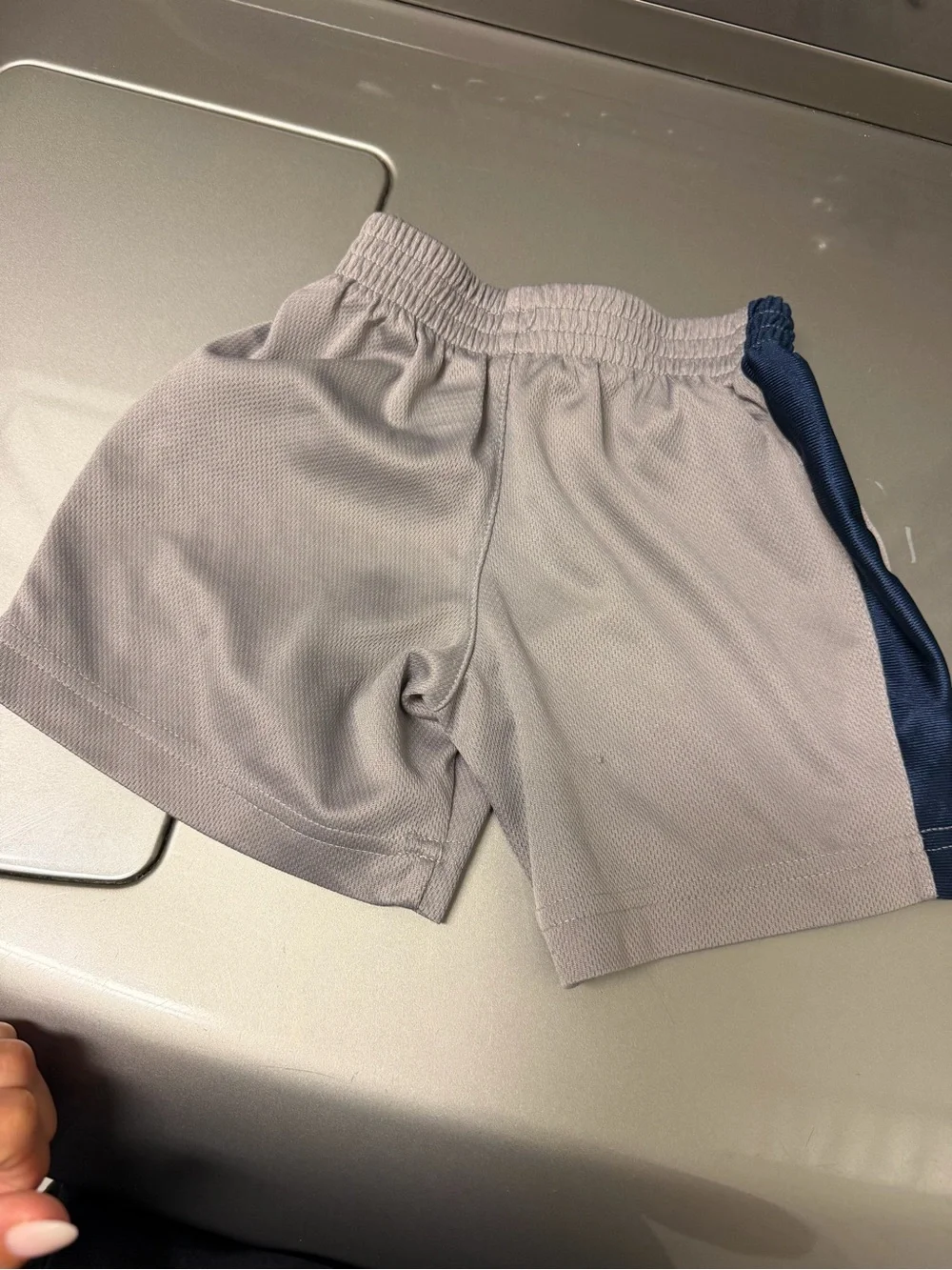 Nike 3T drifit short sleeve and shirt bundle play condition mostly - Picture 9 of 13